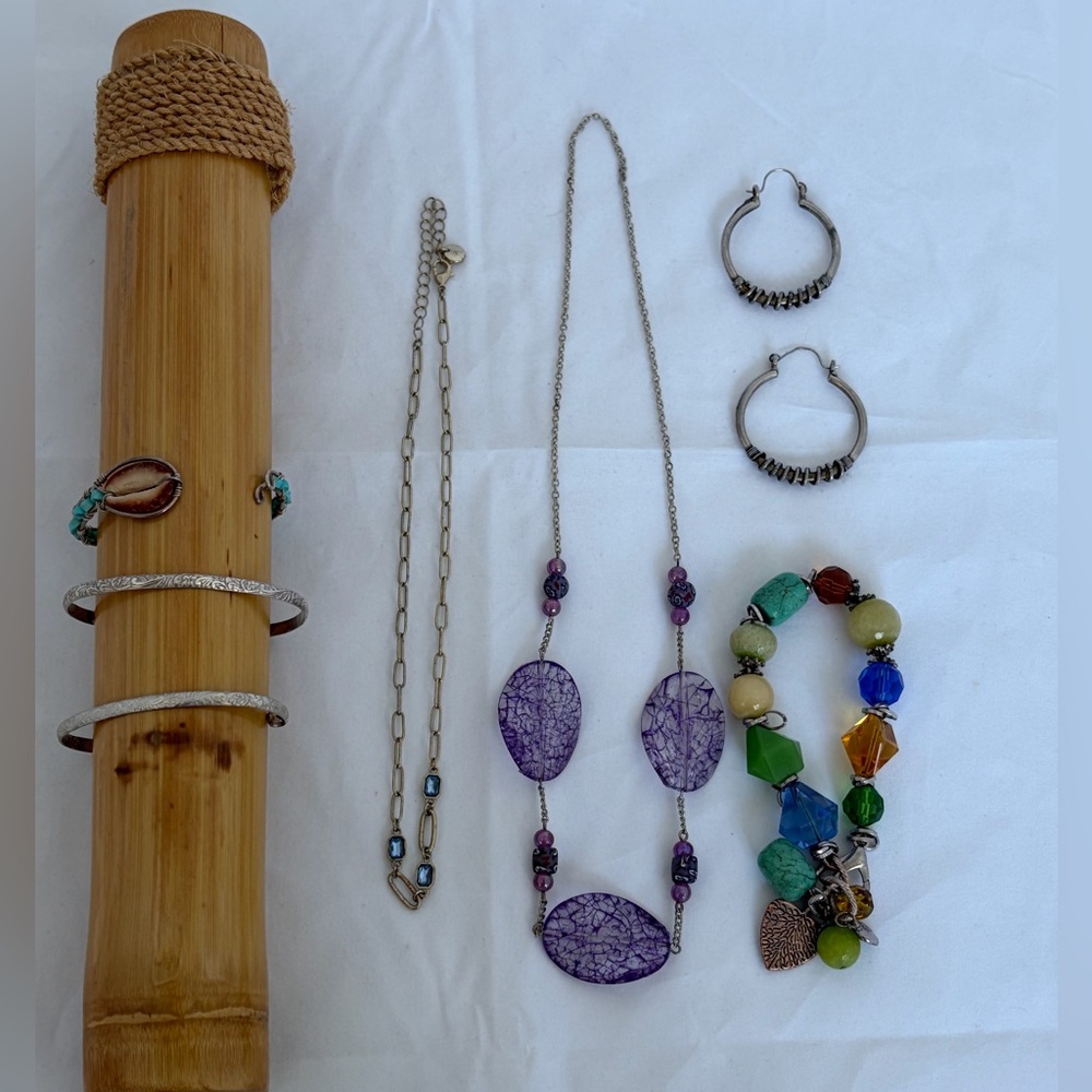 Lot of 7 Various Mix  Jewelry Items Earring Bracelet Necklace